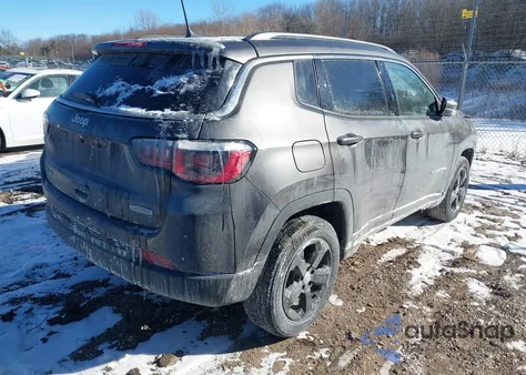 2020 Jeep Compass Latitude 4X4 z USA, uszkodzony, nr VIN 3C4NJDBB1LT196918